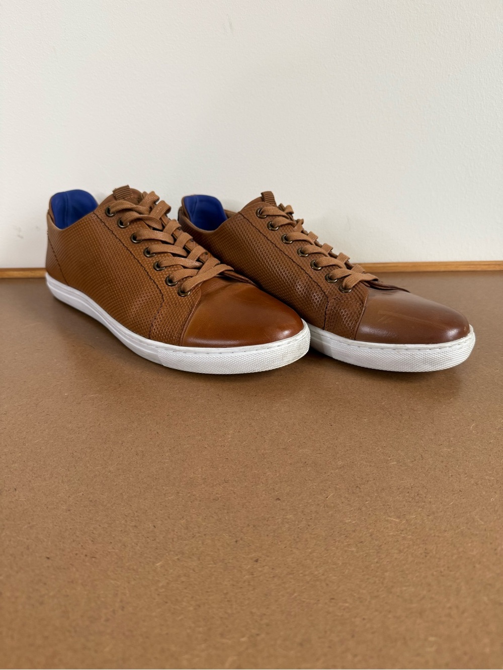 English Laundry Brown Leather Low-Top Sneakers with White Sole